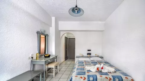 Viešbutis „IRO HOTEL“ (Chersonisas, Kreta, Graikija)