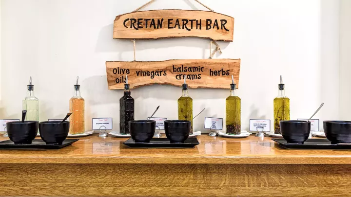 Viešbutis „IRO HOTEL“ (Chersonisas, Kreta, Graikija)