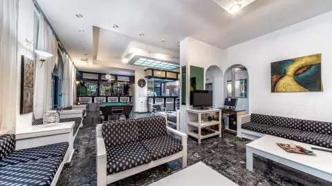 Viešbutis „IRO HOTEL“ (Chersonisas, Kreta, Graikija)