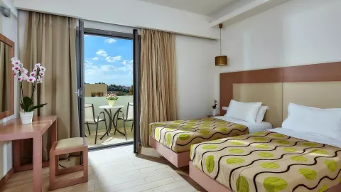 Viešbutis „PANORMO BEACH“ (Panormas, Kreta, Graikija)