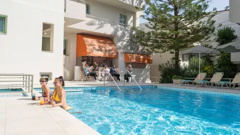 Viešbutis „SUMMER BEACH“ (Georgioupolis, Kreta, Graikija)