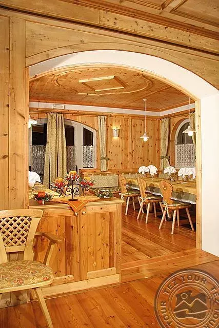 Viešbutis „SOREGHES GRAN CHALET HOTEL & CLUB“