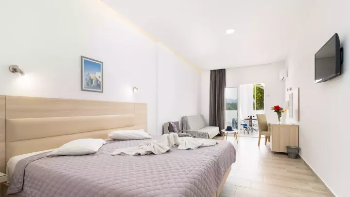 Viešbutis „SABINA HOTEL“ (Theologos, Rodo sala, Graikija)