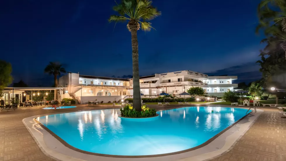Viešbutis „SABINA HOTEL“ (Theologos, Rodo sala, Graikija)
