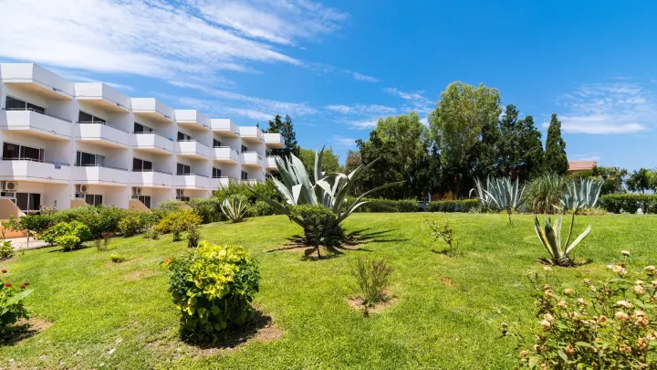 Viešbutis „SABINA HOTEL“ (Theologos, Rodo sala, Graikija)