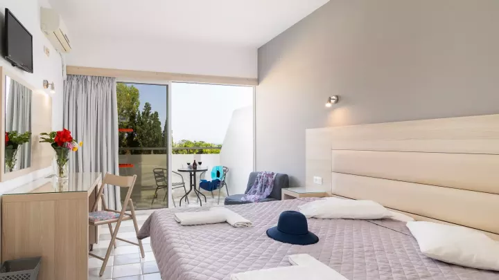 Viešbutis „SABINA HOTEL“ (Theologos, Rodo sala, Graikija)