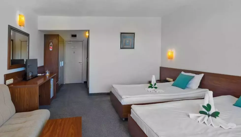 Glarus Beach (Burgasas, Bulgarija)