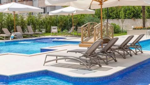 Momentum by Aycon Boutique Hotel (Tivatas, Juodkalnija - Kroatija)