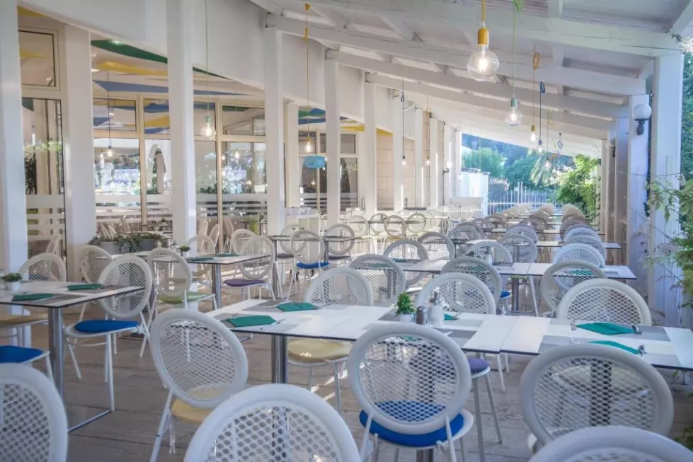 Viešbutis „SLOVENSKA PLAZA HOTEL COMPLEX“ (Budva, Tivatas, Juodkalnija)