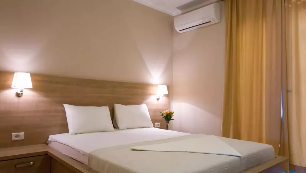 Vila V Lux (Tivatas, Juodkalnija - Kroatija)