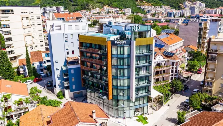 Fagus by Aycon (Tivatas, Juodkalnija - Kroatija)