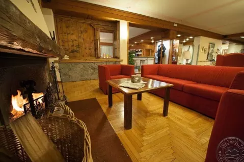 Viešbutis „LARICE BIANCO HOTEL“