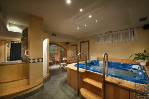 Viešbutis „LARICE BIANCO HOTEL“