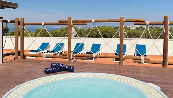 H10 Mediterranean Village (Barselona, Ispanija)