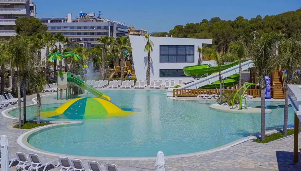 Alannia Salou (Barselona, Ispanija)