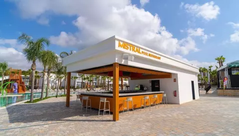 Alannia Salou (Barselona, Ispanija)