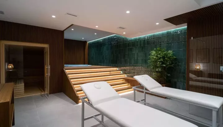 Alannia Salou (Barselona, Ispanija)