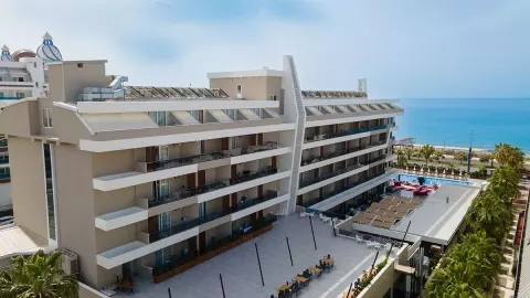 Grand Kolibri Prestige & Spa