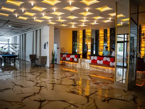 Grand Kolibri Prestige & Spa