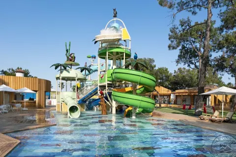 Viešbutis „RIXOS SUNGATE“ (Kemeras, Turkija)