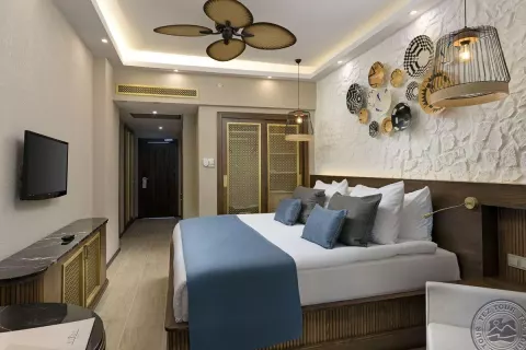 Viešbutis „RIXOS SUNGATE“ (Kemeras, Turkija)