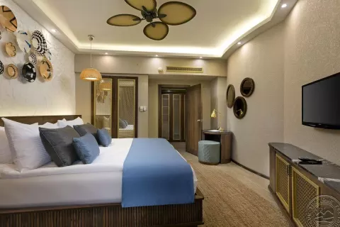 Viešbutis „RIXOS SUNGATE“ (Kemeras, Turkija)