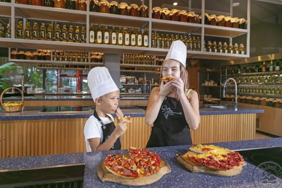 Viešbutis „RIXOS SUNGATE“ (Kemeras, Turkija)