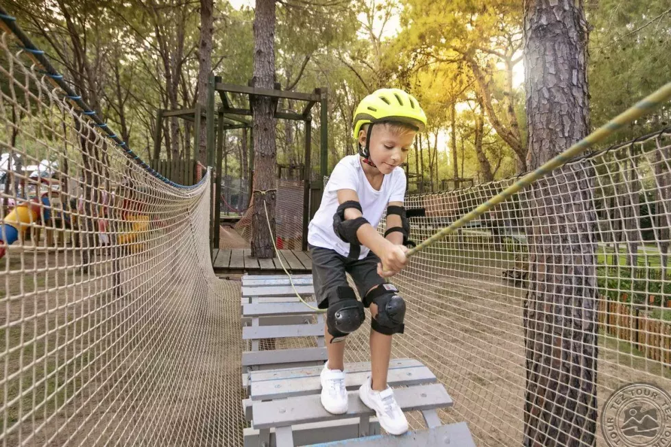 Viešbutis „RIXOS SUNGATE“ (Kemeras, Turkija)