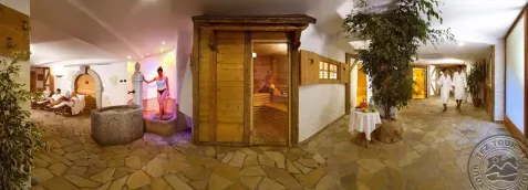 Viešbutis „CARLO MAGNO HOTEL & SPA RESORT“