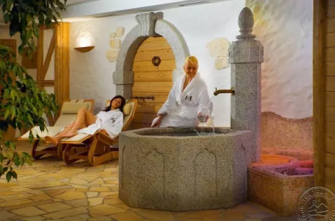 Viešbutis „CARLO MAGNO HOTEL & SPA RESORT“