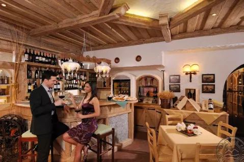 Viešbutis „CARLO MAGNO HOTEL & SPA RESORT“