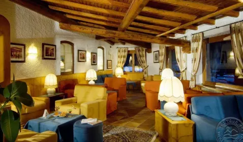 Viešbutis „CARLO MAGNO HOTEL & SPA RESORT“