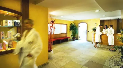 Viešbutis „CARLO MAGNO HOTEL & SPA RESORT“