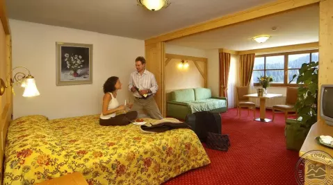 Viešbutis „CARLO MAGNO HOTEL & SPA RESORT“
