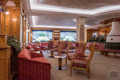 Viešbutis „ST.RAPHAEL HOTEL“