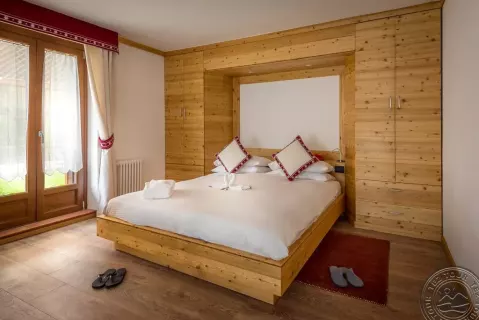 Viešbutis „ST.RAPHAEL HOTEL“