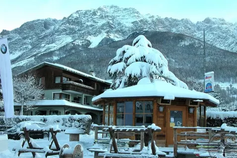 Viešbutis „NEVADA HOTEL“