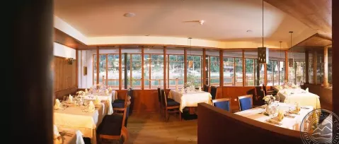 Viešbutis „LIDO EHRENBURGERHOF FALKENSTEINER FAMILYHOTEL“