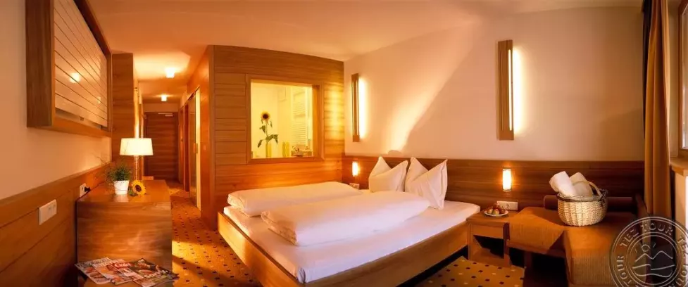 Viešbutis „LIDO EHRENBURGERHOF FALKENSTEINER FAMILYHOTEL“