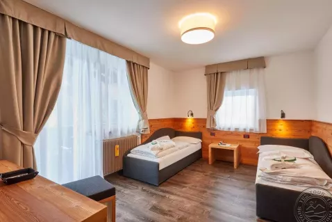 Viešbutis „ASTORIA HOTEL“