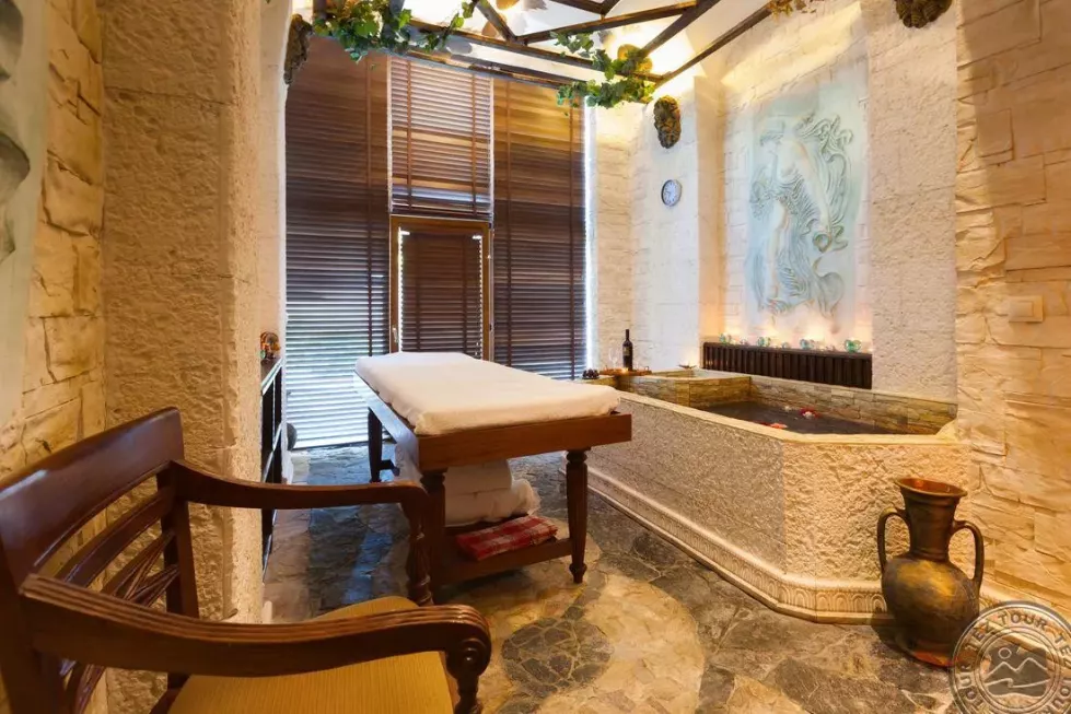 Viešbutis „MELIA GRAND HERMITAGE“ (Auksinės kopos, Varna, Bulgarija)