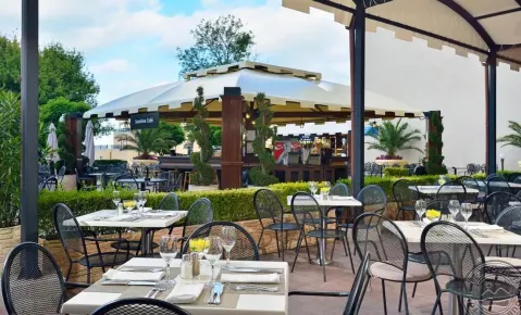 Viešbutis „MELIA GRAND HERMITAGE“ (Auksinės kopos, Varna, Bulgarija)
