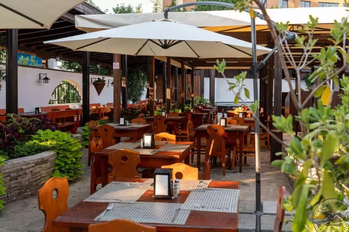 Viešbutis „TRAKIA PLAZA“ (Saulėtasis krantas, Burgasas, Bulgarija)