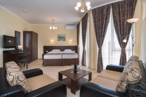 Viešbutis „ROME PALACE DELUXE“ (Saulėtasis krantas, Burgasas, Bulgarija)