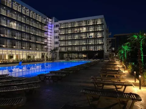 Viešbutis „BAVARO“ (Saulėtasis krantas, Burgasas, Bulgarija)