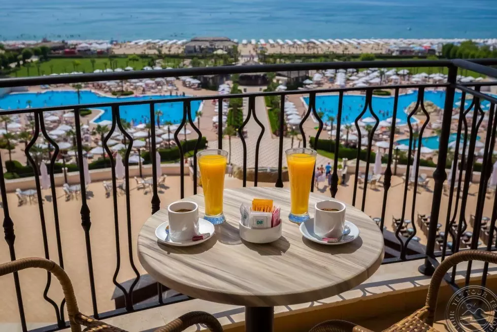 Viešbutis „DIT MAJESTIC BEACH RESORT“ (Saulėtasis krantas, Burgasas, Bulgarija)