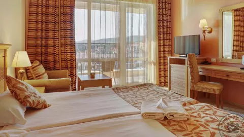 Viešbutis „DIT MAJESTIC BEACH RESORT“ (Saulėtasis krantas, Burgasas, Bulgarija)