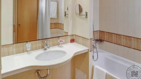 Viešbutis „DIT MAJESTIC BEACH RESORT“ (Saulėtasis krantas, Burgasas, Bulgarija)