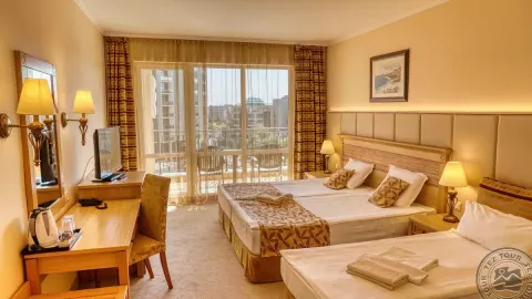 Viešbutis „DIT MAJESTIC BEACH RESORT“ (Saulėtasis krantas, Burgasas, Bulgarija)