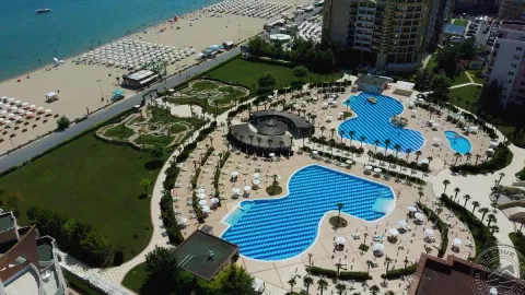 Viešbutis „DIT MAJESTIC BEACH RESORT“ (Saulėtasis krantas, Burgasas, Bulgarija)
